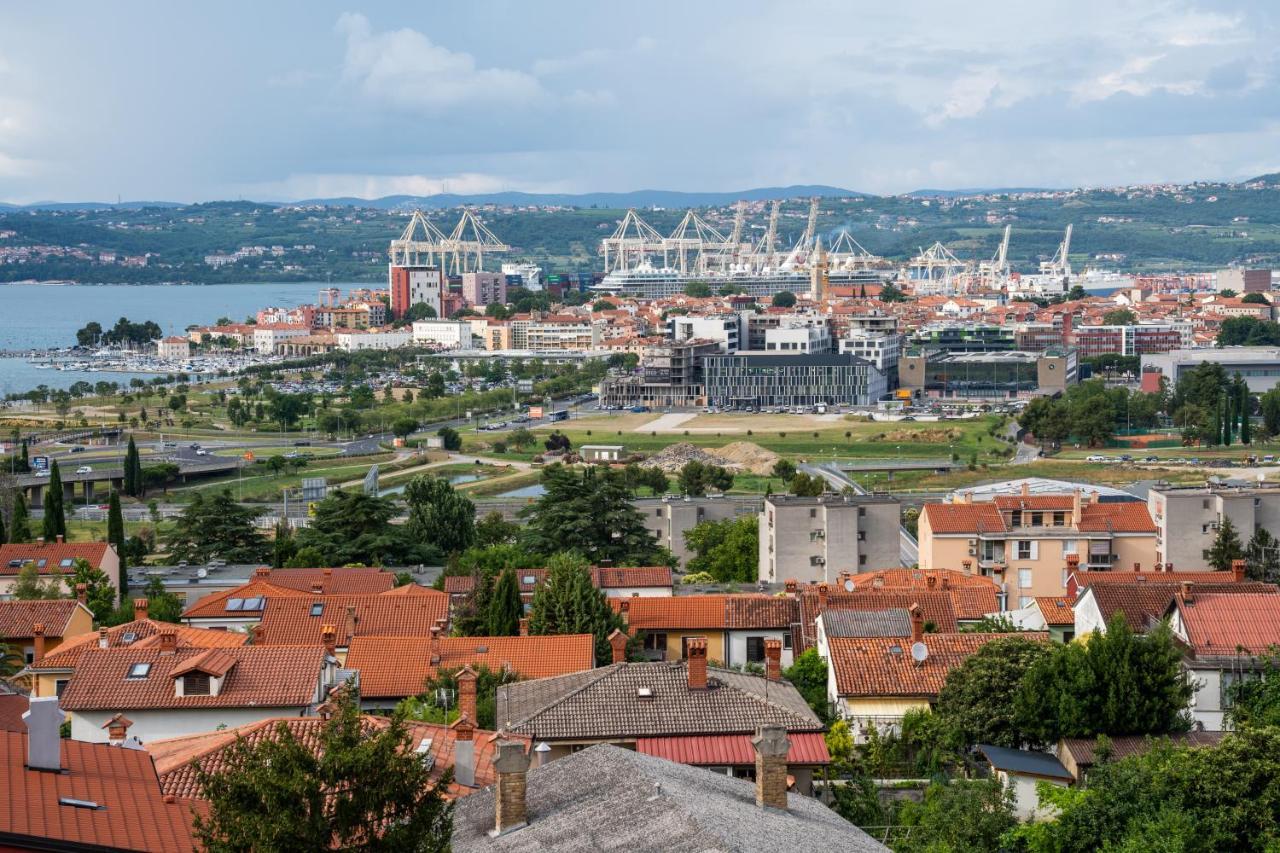 Capo Di Vista Apartment โคเปร์ ภายนอก รูปภาพ