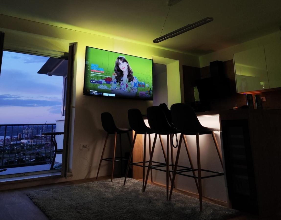 Capo Di Vista Apartment โคเปร์ ภายนอก รูปภาพ