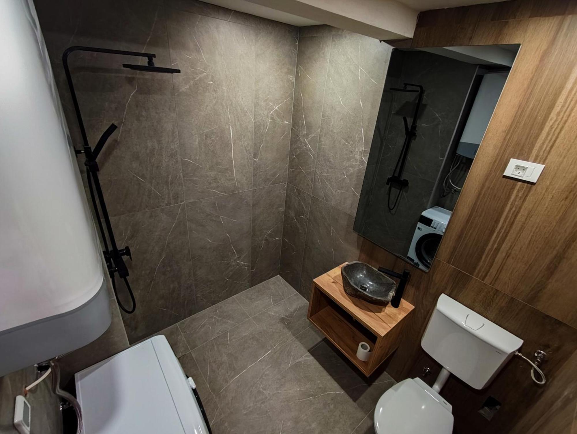 Capo Di Vista Apartment โคเปร์ ภายนอก รูปภาพ